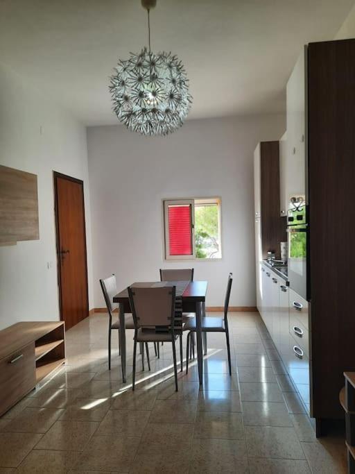 Appartamento In Villa Con Pineta ลีโปราโน ภายนอก รูปภาพ
